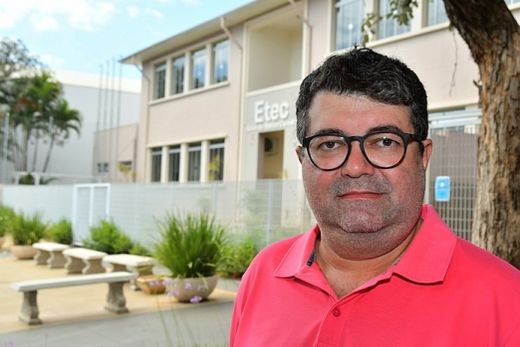 Carlos. "A Etec-Matão é hoje uma referência em ensino profissionalizante em Matão, em nossa região e no Centro Paula Souza"