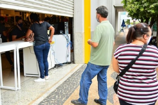 Comércio tem horário estendido