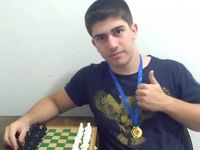 Caio Guandalini vence Capivaras online