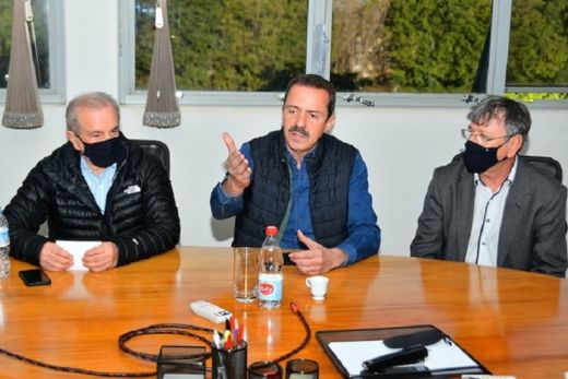 Francisco Matturro, Itamar Borges e Cido Ferrari. Ações da Secretaria de Estado da Agricultura e Abastecimento têm perspectivas de implantação em Matão