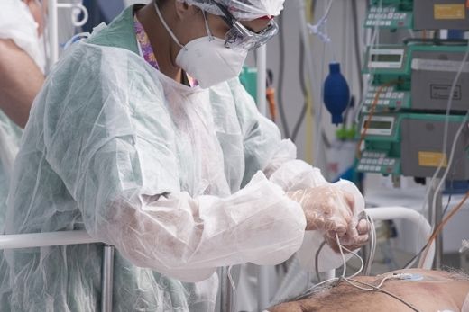 Alerta: a pandemia ainda traz grande perigo