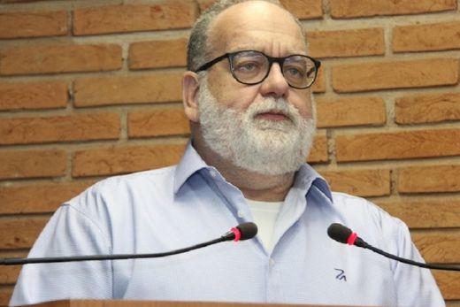 Paulo Bernardi. "Os munícipes que participarem de Programas Habitacionais terão a segurança jurídica de que receberão os lotes com que foram contemplados em sorteio"