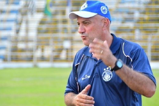 Matonense estreia novo técnico contra o CAT
