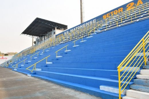 Mais bonito. Arquibancadas, pisos, corrimãos, portões de acesso e várias estruturas internas do estádio recebem a cobertura das tintas Brasilux