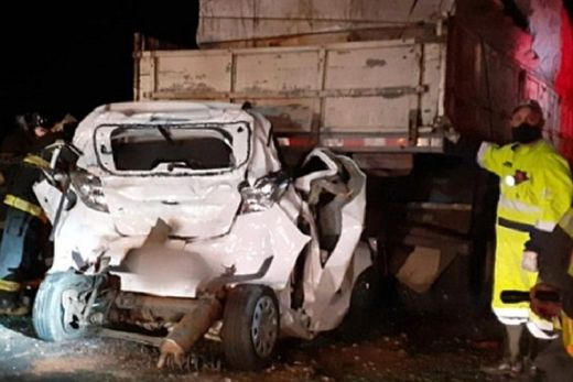 Mãe e filho morrem em acidente na Rodovia Washington Luís