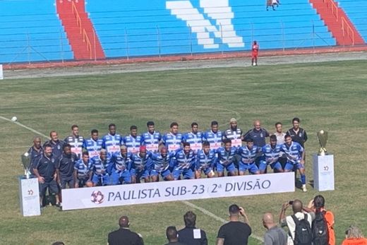 Vice-campeã. A Matonense lutou para reverter a desvantagem, mas o Suzano segurou o empate e mereceu a conquista do título