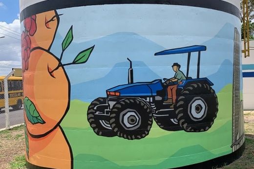 Águas de Matão homenageia cidade com pintura em Reservatório