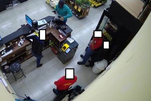 Homem armado leva dinheiro de supermercado em Matão