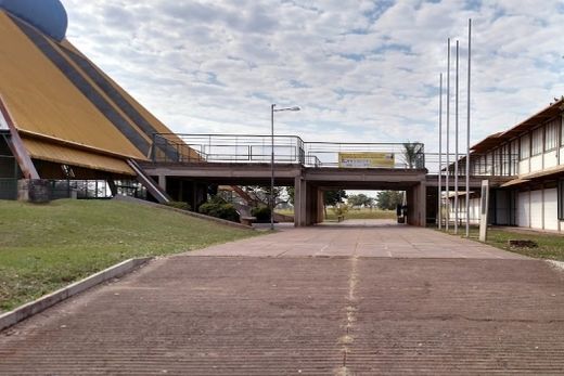 Inscrições podem ser feitas na secretaria da escola, de segunda a sexta-feira, das 8 às 16 horas, até o próximo dia 26 (sexta-feira)