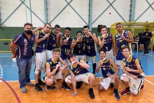 Em São Carlos. Destaque para as equipes Sub-17 (que virou um placar adverso de 18 pontos) e Adulto (que pegou ritmo para a semifinal da Copa Revelar)