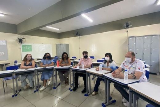 Participantes da 'Roda de Conversa'. Convidados vieram de diversas instituições