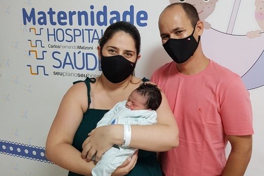 Primeiro nascido. Menino nasceu nas primeiras horas de 2022