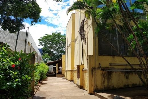 Local. O acesso ao 'Gripário' ? a ser instalado em um salão do antigo prédio do Fórum ? se dará pelo corredor lateral do imóvel