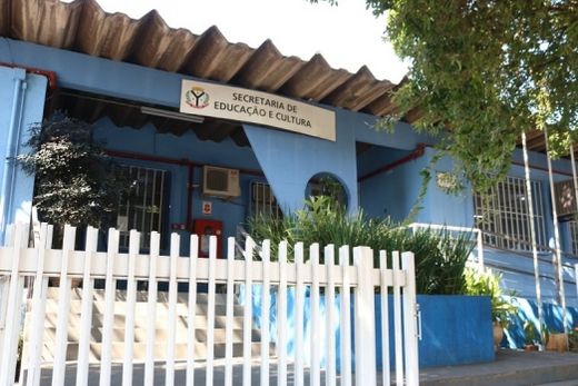 Secretaria de Educação. Cadastramento já pode ser feito das 7h às 13h