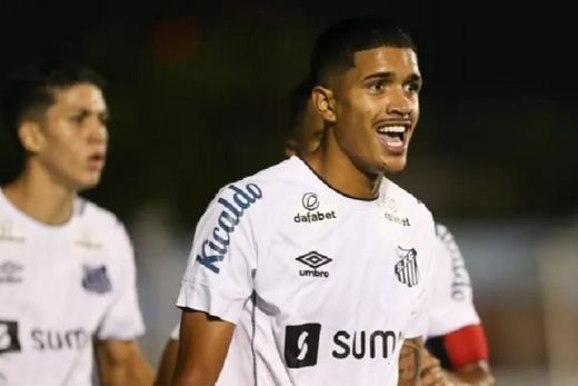 Santos. Lucas Barbosa fez dois gols