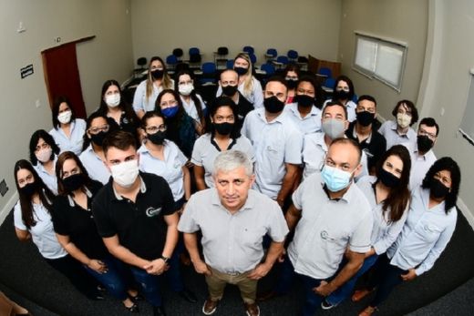 A equipe da Contec Contabilidade, no auditório. Além dos sócios, são 32 colaboradores muito bem treinados e sempre atualizados
