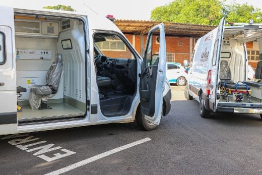 Ambulâncias. Veículos chegaram na quinta (3)