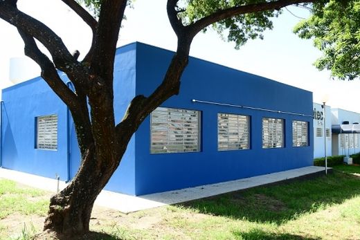 Novo bloco, construído pela Prefeitura. Obras complementares de cobertura e interligação serão providenciadas na Fatec-Matão