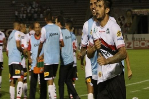De virada, Botafogo vence Ferroviária