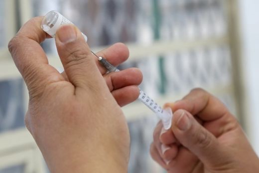 Quarta dose. Expectativa é imunizar cerca de 900 mil pessoas acima de 80 anos