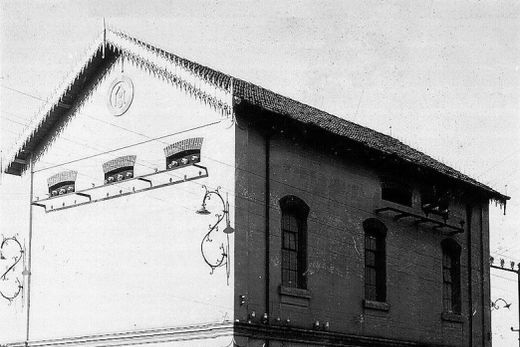 GALERIA DA CIDADE:   A Subestação de Força e Luz