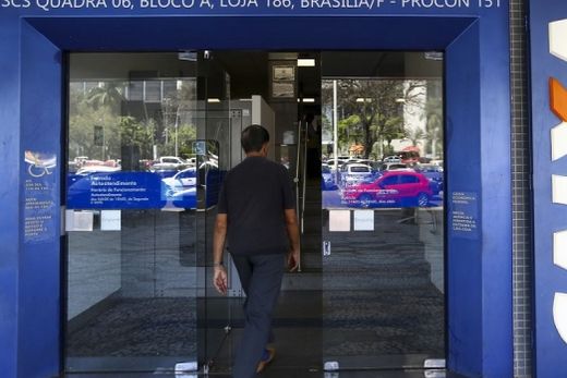 Bancos. Clientes poderão usar áreas de autoatendimento