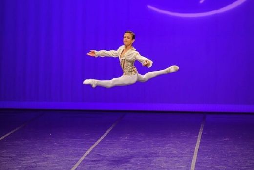 Prodígio. João Pedro (13 anos) foi aluno da Renata Canova Escola de Ballet