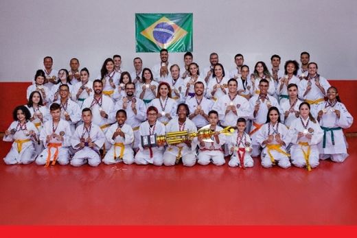 Bushido Kai. Tricampeã de copas da FKP, equipe de Matão conquistou 65 medalhas