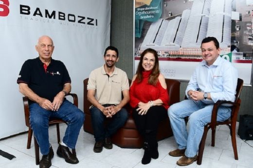 Arte com sustentabilidade. Heder Bambozzi, Leandro Justiniano, Nadir Hallgren e Fábio da Silva