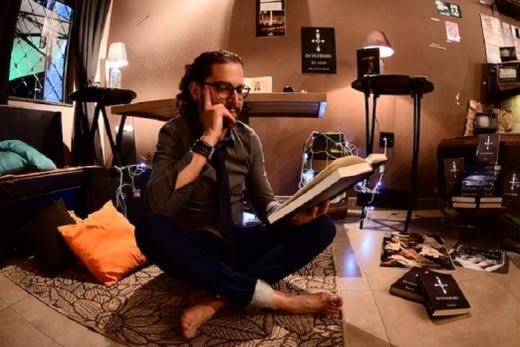 Henri Lui, sobre o processo criativo. "Não consigo imaginar momentos em que a condição de autor se sobrepusesse aos destinos supostamente traçados pelas personagens"
