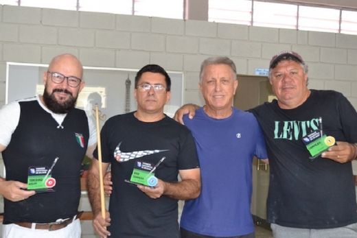 Os três primeiros colocados com o presidente do clube. Juliano Andrade (Mineiro), Gilmar da Silva, José Matturro e Wilson Domingos (Ripiado)