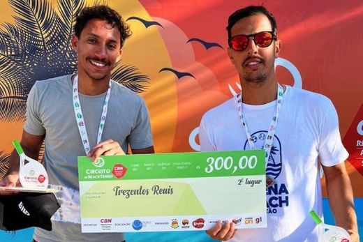 Felipe (Jilozinho) e Eduardo Mortari. Dupla ganhou troféu de segundo lugar e recebeu também R$ 300,00