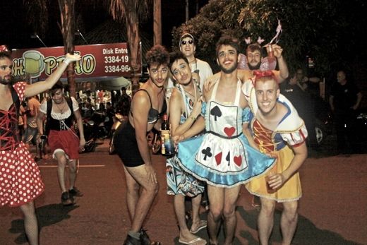 Desfile do Rabo de Galo abre a folia