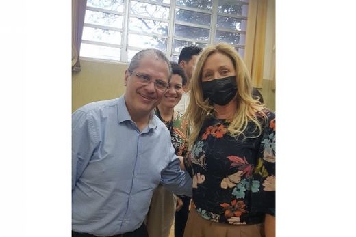 Reunião.  Denise Minelli conversou com o secretário estadual da Saúde, Jean Gorinchteyn