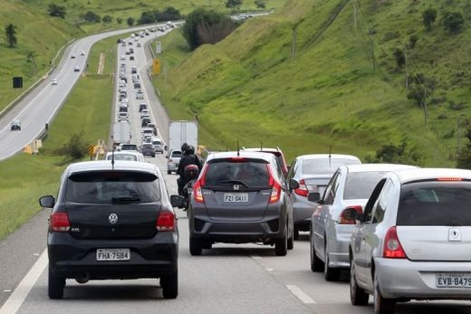 Movimento nas rodovias será intenso devido ao carnaval