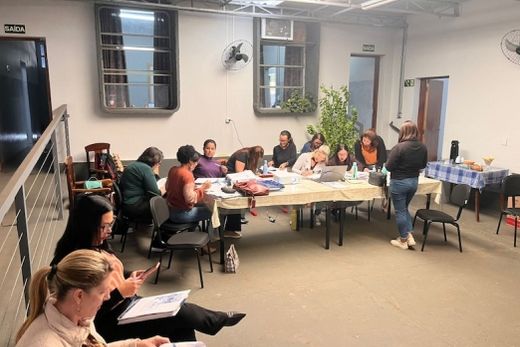 Formação continuada. Objetivo é possibilitar uma avaliação do desenvolvimento infantil, identificando atrasos ou transtornos sofridos durante o neurodesenvolvimento