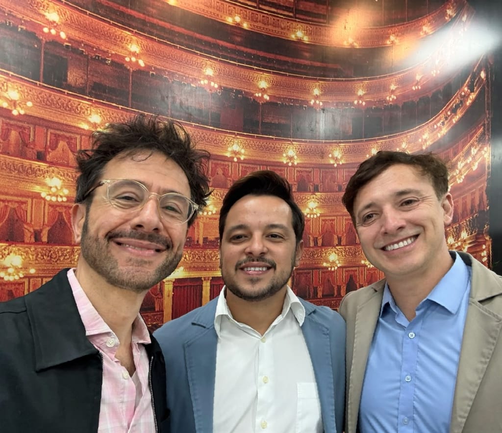Maestro Marcelo Ayub, Danilo Gomez e Ricardo Pereira assistiram a um concerto da Orquestra de Buenos Aires 