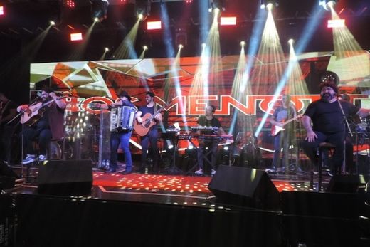 Show beneficente. A dupla César Menotti e Fabiano apresentou seus maiores sucessos