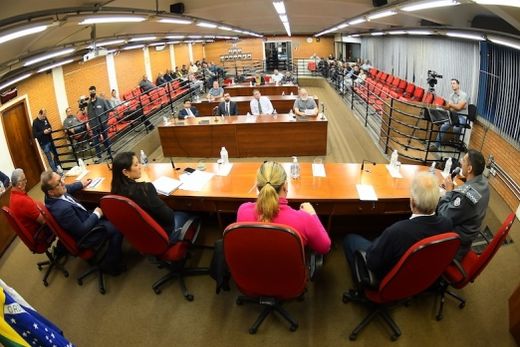 Produtiva. Reunião contou com representações do Legislativo, Ministério Público, Polícias Militar e Civil, bem como da Guarda Civil Municipal