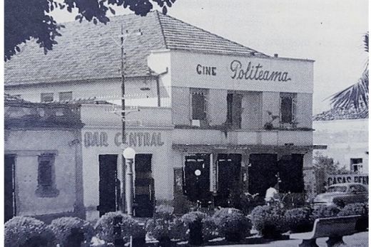 GALERIA DA CIDADE:  O Cine Politeama e o Bar do Gargalo
