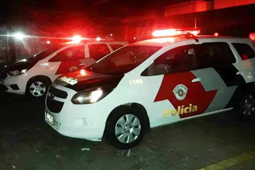 Golpes com tesoura. Segundo a PM, confusão começou com uma discussão