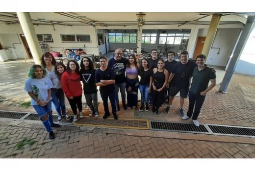 Premiados, Comissão Organizadora e Direção. Evento multidisciplinar contou com a apresentação de 38 trabalhos de inovação e de 25 projetos integradores