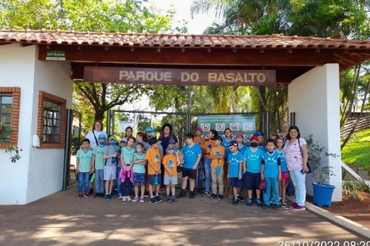 No Parque do Basalto. Alunos foram premiados por meio do concurso ECOMATÃO - Conscientização sobre Meio Ambiente