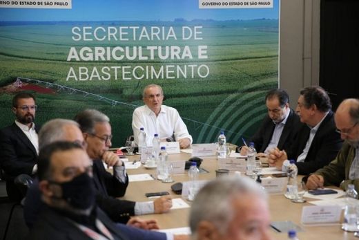 Reunião do Conselho. Entre os participantes estavam representantes das cadeias produtivas da agricultura e abastecimento, técnicos, coordenadores e diretores da SAA