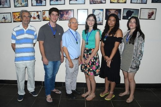 Na Sala 'Alzir e Mario Biava' (CXM). Mario Biava, Caio Guandalini, Fumio Iwashima, Maria Eduarda Azevedo, Maria Eduarda Mendes e Rafaella Azevedo