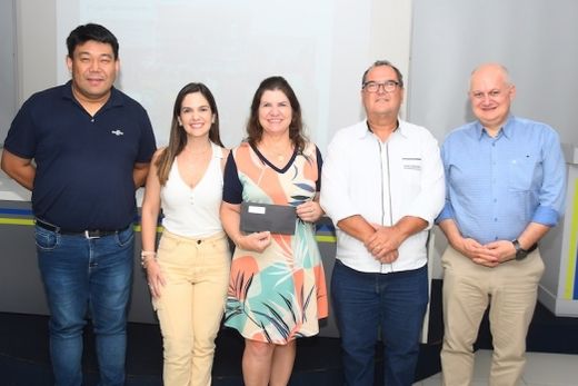 C&C Joalheiros, primeira colocada. Elton, Keisse, Cilmara, Toninho e Bidas