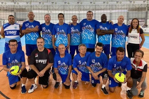 Treinão do Vôlei Adaptado. Time matonense masculino visa a participação na Superliga