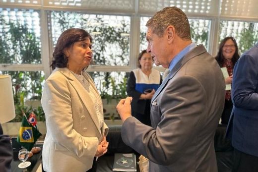 Reivindicação. No encontro com a ministra da Saúde, Nísia Trindade de Lima, João Marchesan (presidente do Hospital de Matão) pediu ajuda emergencial