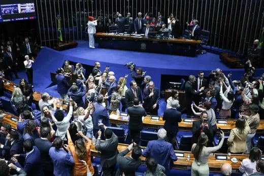 Sessão do Senado que votou o fim da escala 6X1