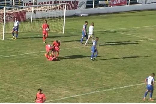 Empate. Rafinha e Vinícius Popó comandam reação dos visitantes, que conseguem igualdade e vaga para disputar acesso